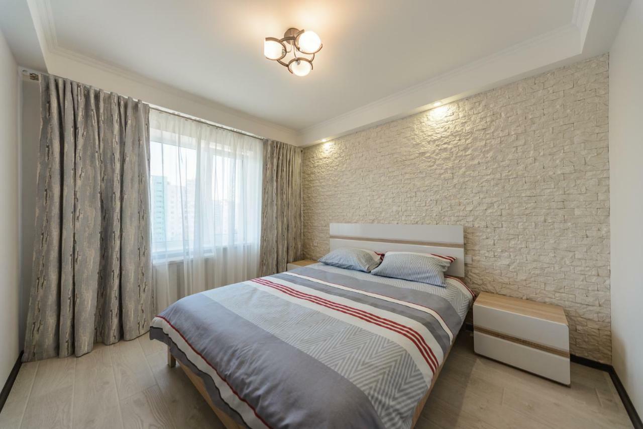 Artal Apartment On Iordanskaya 22 Киев Экстерьер фото
